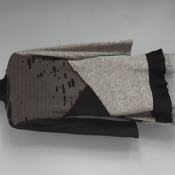 #165 LANVIE Distressed Dress - Picture 3 of 10